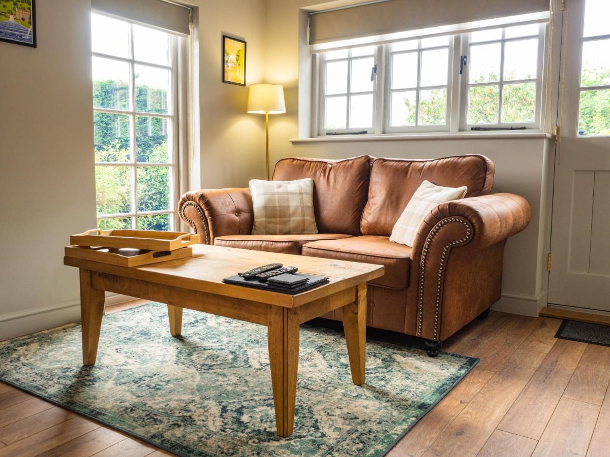 1 Bed Studio In Two Dales Near Matlock & Bakewell Εξωτερικό φωτογραφία